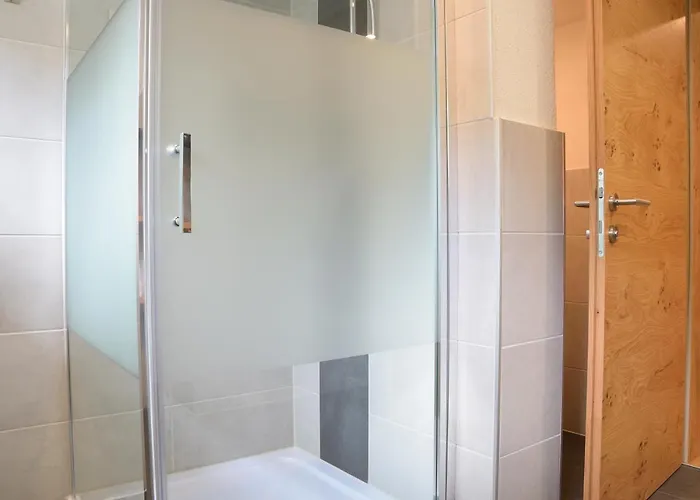 Sherin Apartman Steeg